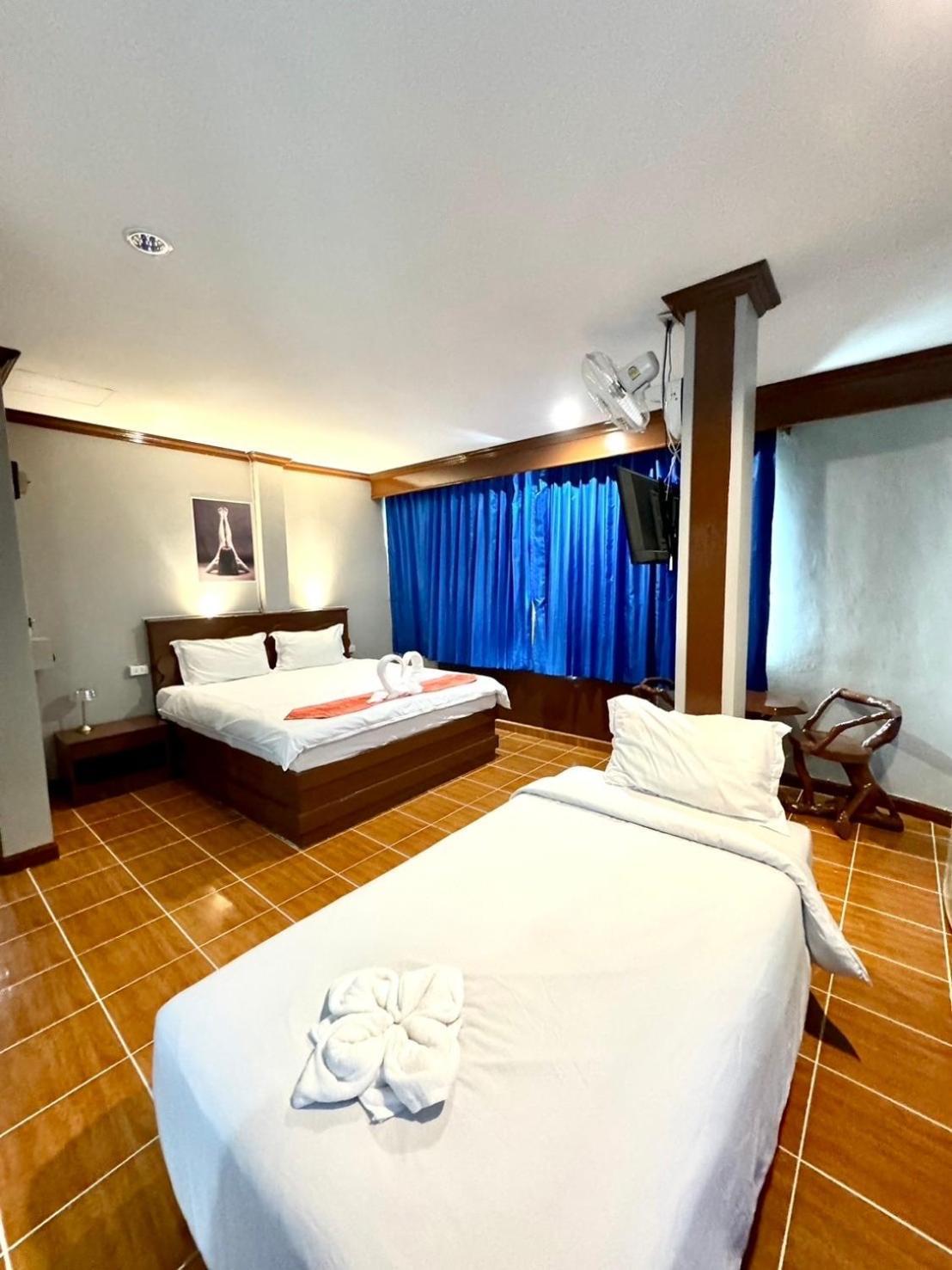 Hotel Centre Point Patong Exterior foto