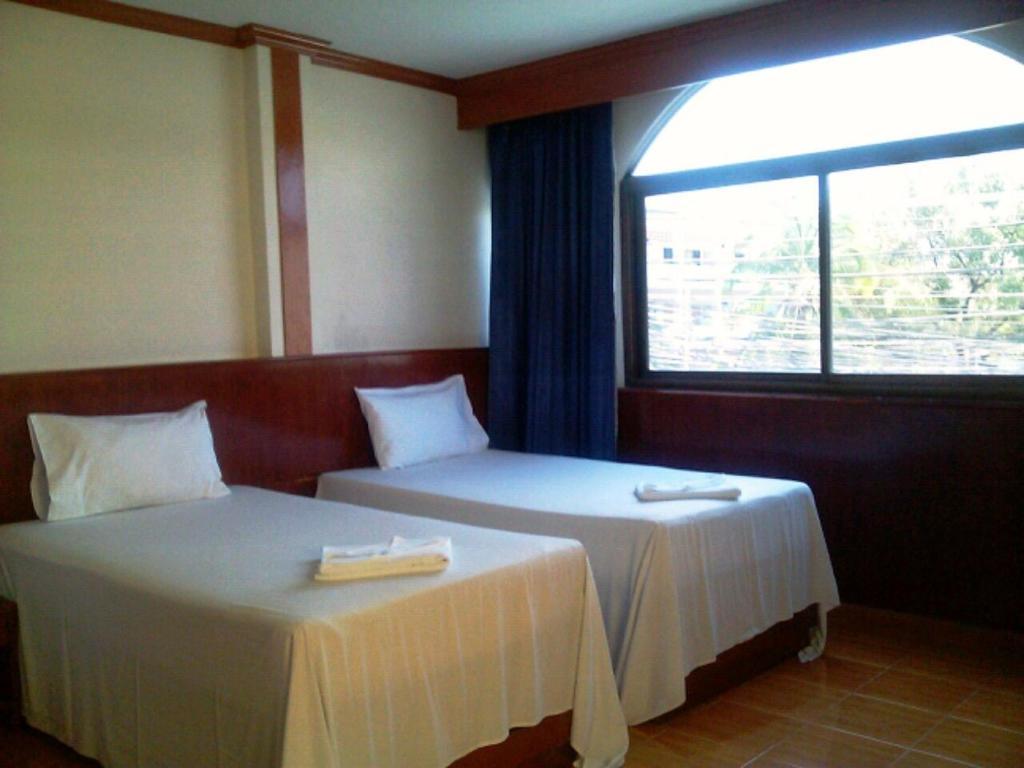 Hotel Centre Point Patong Habitación foto