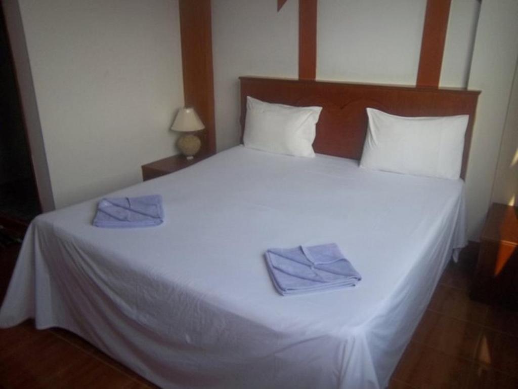 Hotel Centre Point Patong Habitación foto