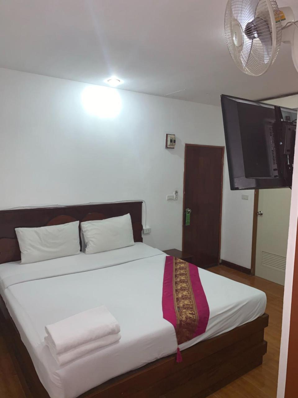 Hotel Centre Point Patong Exterior foto