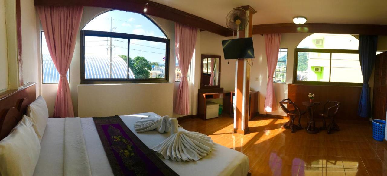 Hotel Centre Point Patong Exterior foto
